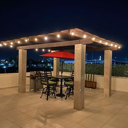 Luxury 2 Bedroom Apt 3 Min Away From The Boardwalk/Malecon La Paz Buitenkant foto