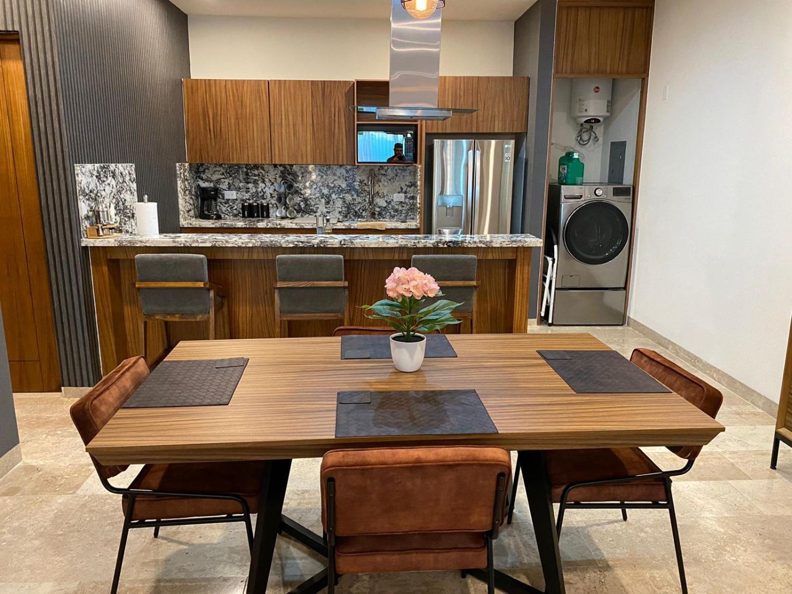 Luxury 2 Bedroom Apt 3 Min Away From The Boardwalk/Malecon La Paz Buitenkant foto